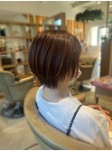 20代30代40代前下がりストレート小顔補正立体カット