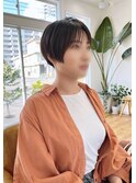 刈り上げショート。縮毛矯正。