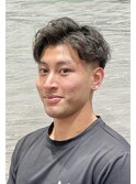 ツーブロフェードナチュラルアイロンパーマ×笑顔の天才
