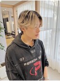 メンズシャドールーツ・センターパート・ブリーチデザイン