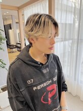 チェレ 新金岡店(Chere) メンズシャドールーツ・センターパート・ブリーチデザイン