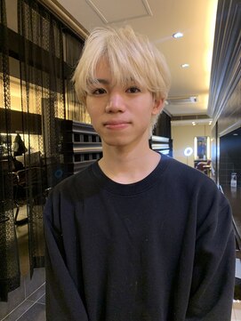 ルッカヨドヤバシ(RUCCA yodoyabashi) メンズハイトーンマッシュ[トリートメント/ブリーチ]