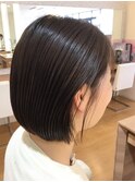 切りっぱなし/ミニボブ/丸み/大人可愛い/首もとスッキリ