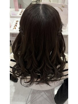 ホワイト 栄駅店(White) 8番