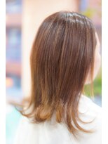 ネス(NESS) ミディアムなイエローベージュな外はね仕上げ205