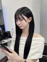 ロムーク 表参道(LOMKH)&nbsp;ミディアムハッシュカットレイヤーカット顔周りオリーブベージュ