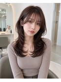 【レイヤーカット/ミルクティーグレージュ/シースルーバング】