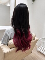 イロ ジェイアール JR奈良店(IRO)&nbsp;ピンクグラデーションカラー［ブラック×マゼンタ］ブリーチ