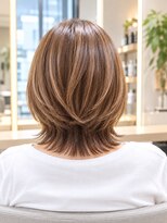 ティエナビューティー(TIENA BEAUTY) #レイヤーボブ#ベージュ#ハイライト#白髪ぼかし