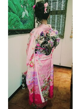 ブランマティ(Bulan Mati) 華やかなサイドアップ