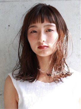 ケイト(KATE) オン眉バング×切りっぱなし鎖骨ボブ