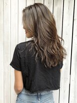 フリーラ 表参道(freera)&nbsp;抜け感ハイライト,ブルージュ,ヴェールウェーブ×似合わせカット