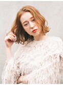 エアリーミディ　ショートパーマ　黒髪　ホワイトアッシュ