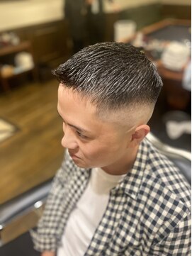 ヒロギンザバーバーショップ 神楽坂店(HIRO GINZA BARBER SHOP) スキンフェード×25mm