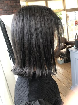 ヴィコロ(vicolo) シルクグレージュ