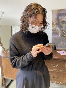 ヘアーアイストゥーレ(HAIR ICI TRE) パーマ/ミディアムパーマ/担当　渡邉桜桃