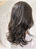 【赤み消す】オリーブグレージュ