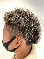 ヴィ 大宮(Vii)&nbsp;ダークアッシュ/カルマパーマ/アッシュブラック[メンズ/大宮]