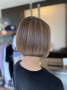シロ バイ ニコ(SHIRO by nico)の写真/【NYドライカット】高い再現性を可能にするカット技術で、自宅でのスタイリングが驚くほど楽に◎