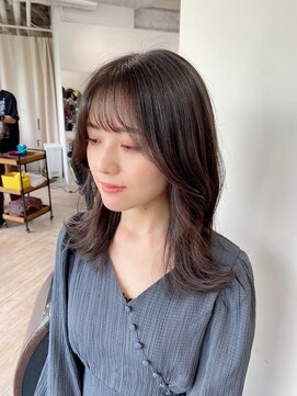 ラヴィズム(LUVISM) ◎韓国ヘアー顔周りレイヤーおくれ毛前髪万代新潟