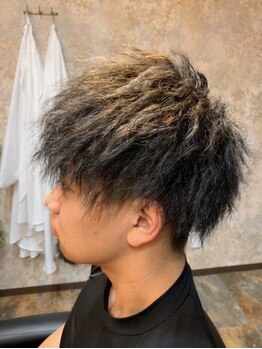 カットアンドスパ リアン(Cut&Spa Lien)の写真/波巻き・ツイスト・ツイスパなど、メンズのデザインパーマは≪Lien≫にお任せ！イメチェンにもおすすめ☆