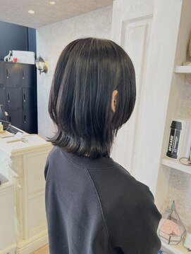 キャアリー(Caary) 福山美容室 carry レイヤーボブ透明感顔周りレイヤー外ハネ20代