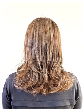 ココカラヘアー ニコ(cococara hair nico) ハイトーン/ブリーチなし/ベージュ/トリートメント/レイヤー