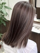 ベルヘアーデザイン 堺東(Belle hair Design)&nbsp;ハイライトイルミナカラーグレージュオリーブ韓国風堺東