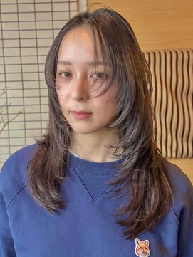 サロン シー(salon sea) salon sea とわ　柔らかく動きのあるレイヤースタイル