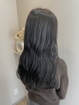 クム(QUMU) ツヤ感☆自毛風ブラック