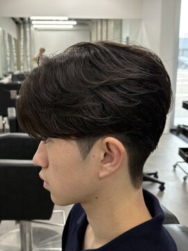 レボ 神宮寺店(Revo) 簡単スタイリング。フェザーパーマ