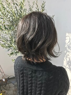 モカ ヘアーデザイン(moca HAIR DESIGN) ダークアッシュの外ハネボブ