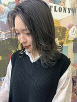 トロニー(TLONY) 渋谷TLONY  オリーブグレージュ　stylist/miaki
