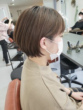 ニコ(nico...) 大人気☆丸みショートカット♪