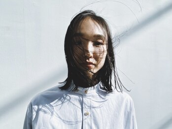 ヘルベチカ・ヘア(Helvetica hair)の写真/セットのしやすさが技術力の証！自宅でも乾かしただけで美容室帰りのスタイルを再現できるカットが自慢。