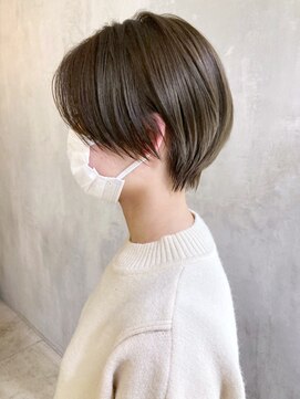 アイティー バイ アルバム 浦和店(IT by ALBUM) タイト丸みショートオリーブ_くびれミディ_ba320891