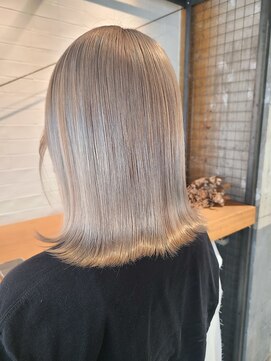 キーン 立川店(keen) 【Keen×武田】ホワイト艶カラー