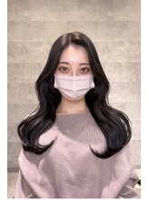 アンダーバーホワイト(_WHITE) 韓国風スタイル