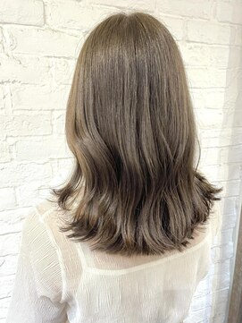 チョビー 銀座(chobii) オリーブベージュ/オリーブカラー/グレージュ/透明感カラー/カヨ