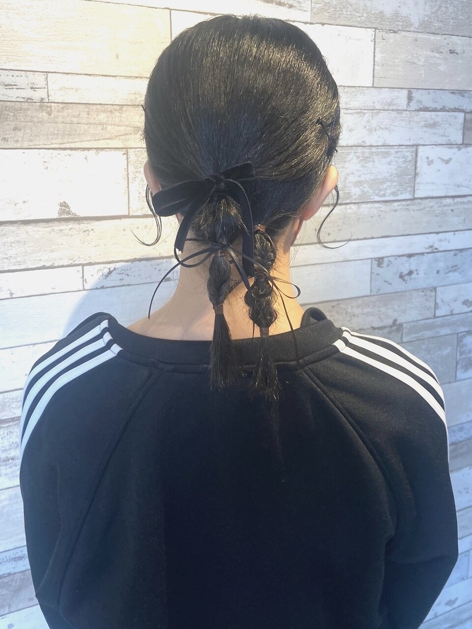 2025年夏】ヘアセット くるりんぱの髪型・ヘアアレンジ｜人気順