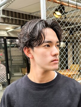 フジヤマ バーバー ショップ(FUJIYAMA BARBER SHOP) ナチュラルパーマ センターパート