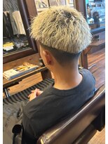 ジャヴァル(JAVAL)&nbsp;金髪フェード　ツイストスパイラル