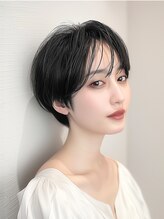 頭のカタチに合わせたショートヘア♪どこにボリュームがあるときれいに見えるのか？