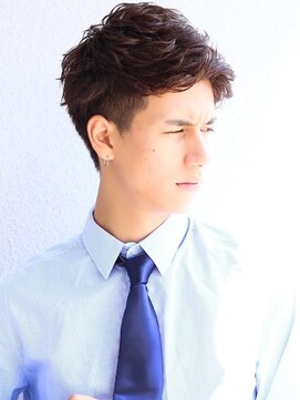 アフロート エル 大阪(AFLOAT L) メンズショート/ツーブロック/アップバング/白髪染め