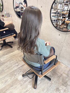 ヘアメイク ゼロ(0) オリーブグレージュ