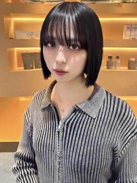 ディーバ 渋谷(D.I.E.V.A) 20代30代40代韓国ヘア顔周りカットタッセルボブブルーブラック