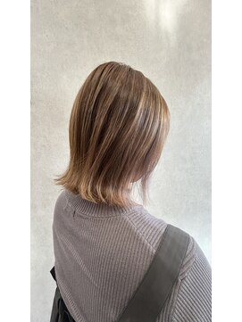 ラブズラフズ 下上津役店 (Loves Laughs) 切りっぱなしボブ×ブラウンベージュ♪