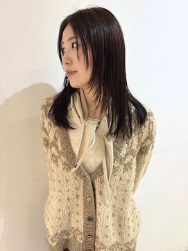 ヘアーアイストゥーレ(HAIR ICI TRE) ミディアムレイヤーブリーチなしチョコレートブラウンシャギー