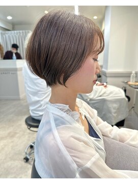 グラフ 鎌倉(GRAFF) 大人可愛い20代30代40代黒髪前下がりショートボブ丸みショート