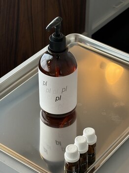 ポートラブ(Portlove)の写真/お茶の香りに包まれながら、日々の疲れを静かに解きほぐすヘッドスパ体験を。